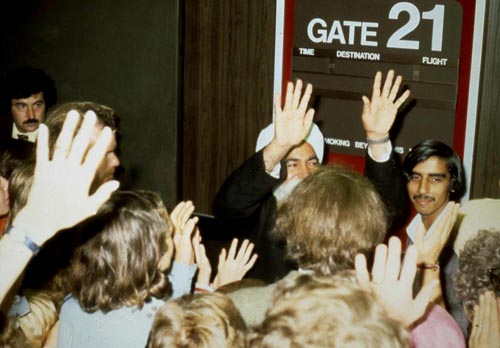 1977-428